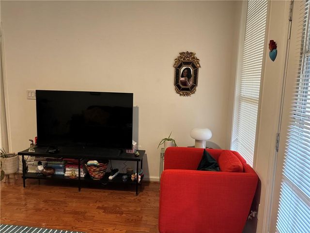 955 juniper Street NE 2129, Atlanta, GA 30309