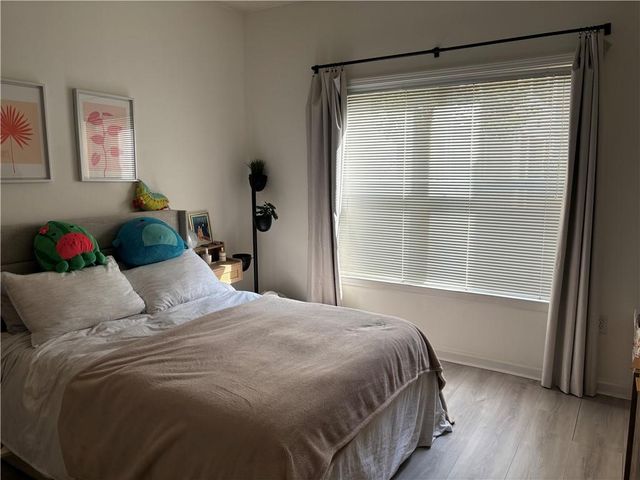 955 juniper Street NE 2129, Atlanta, GA 30309