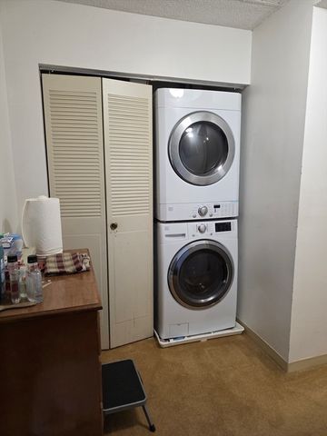 250 Whitwell St 2, Quincy, MA 02169