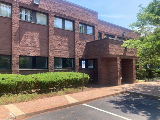 110 Long Pond Rd, Plymouth, MA 02360