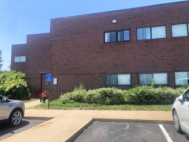 110 Long Pond Rd, Plymouth, MA 02360