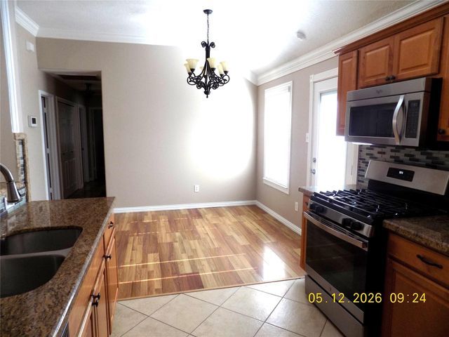 13715 Rural Oak Street, Houston, TX 77034