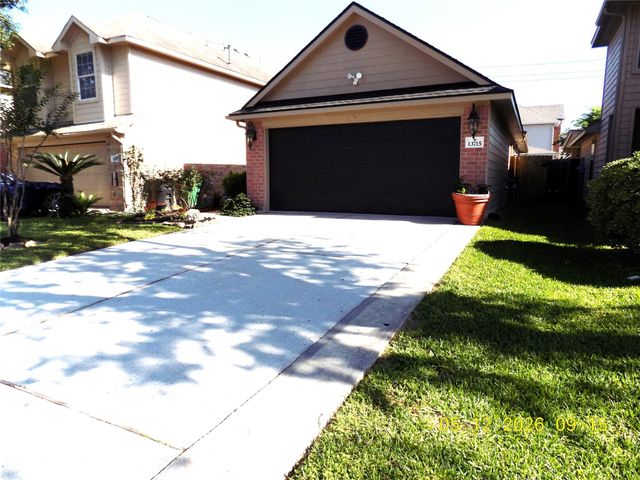 13715 Rural Oak Street, Houston, TX 77034