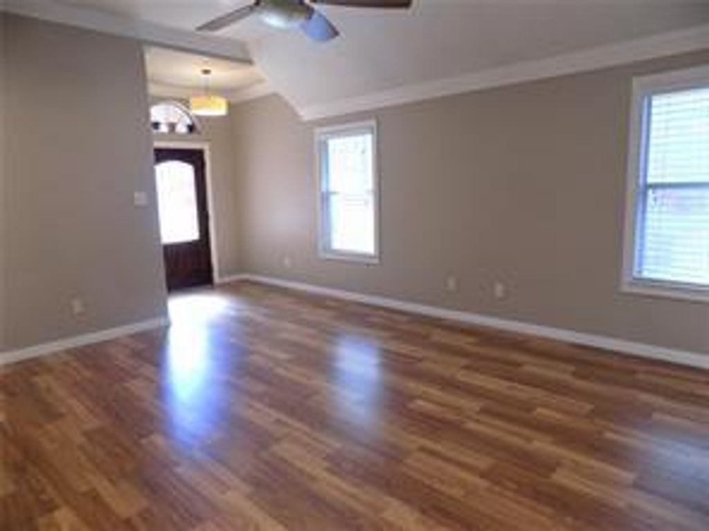 13715 Rural Oak Street, Houston, TX 77034