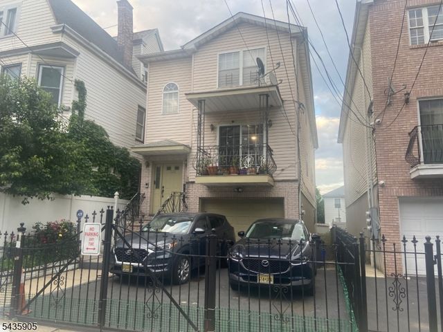 120 Seymour Ave, Newark City, NJ 07108