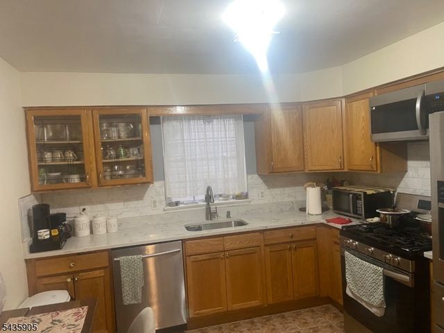 120 Seymour Ave, Newark City, NJ 07108