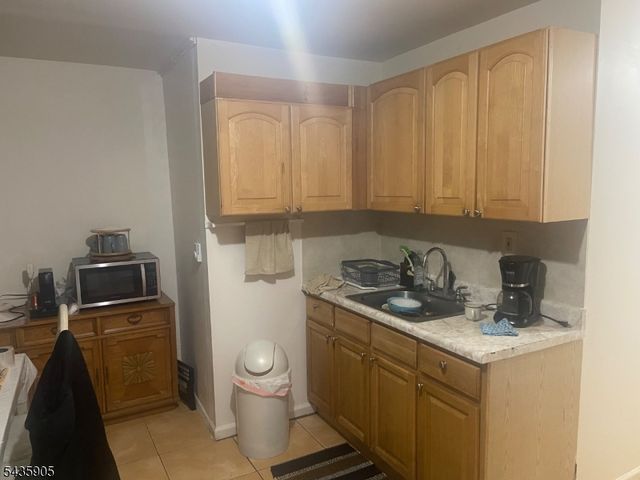 120 Seymour Ave, Newark City, NJ 07108