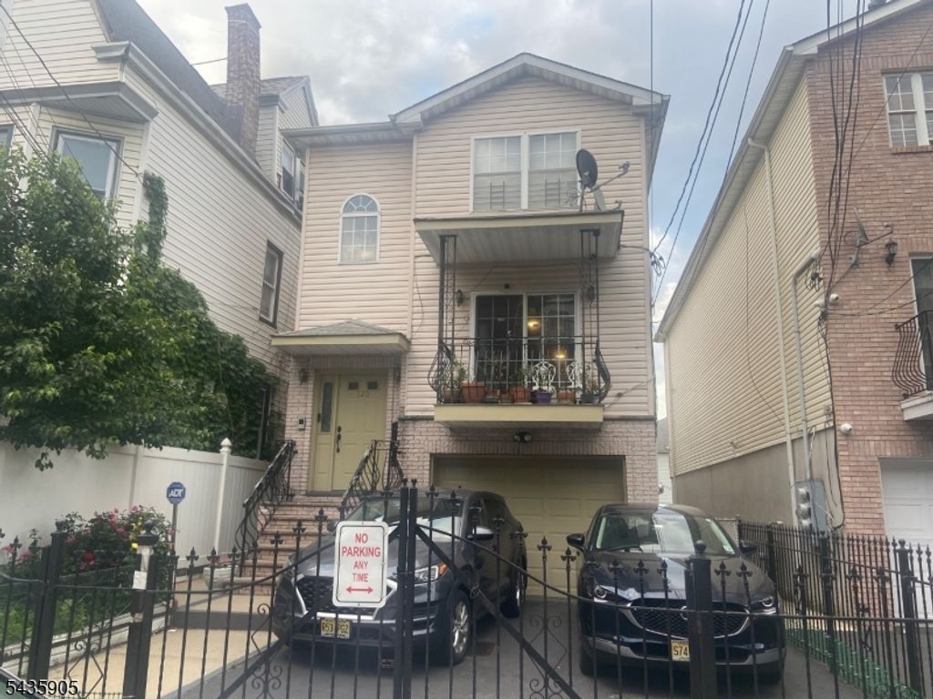 120 Seymour Ave, Newark City, NJ 07108