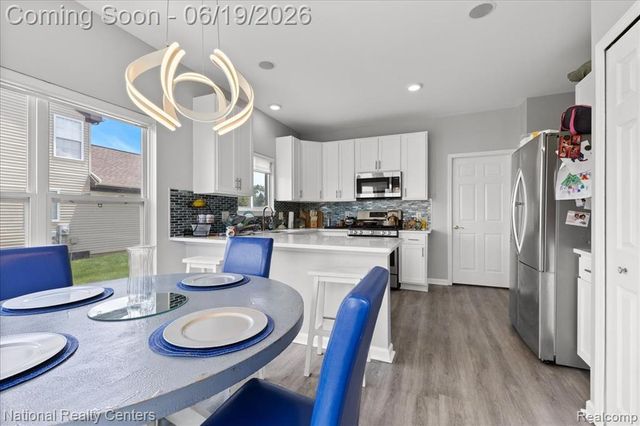 25035 Constitution Avenue, Warren, MI 48089