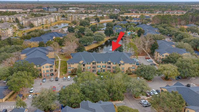 7800 POINT MEADOWS Drive 724, Jacksonville, FL 32256