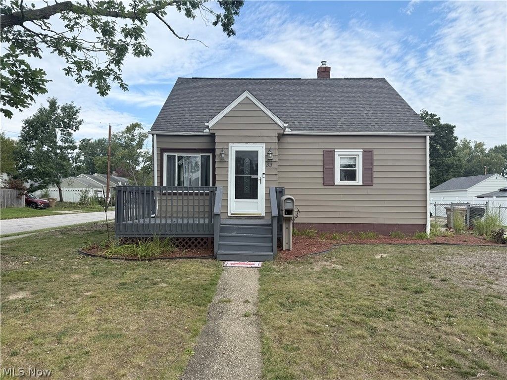 33 Pierce Avenue, Cuyahoga Falls, OH 44221