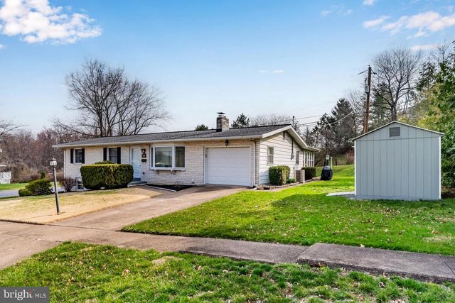 523 HASTINGS DR, Harrisburg, PA 17109