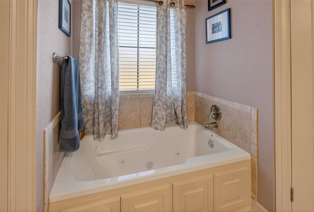 3918 Le Brooke Lane, Benton, LA 71006