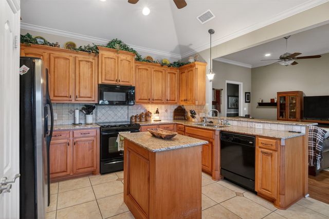 3918 Le Brooke Lane, Benton, LA 71006