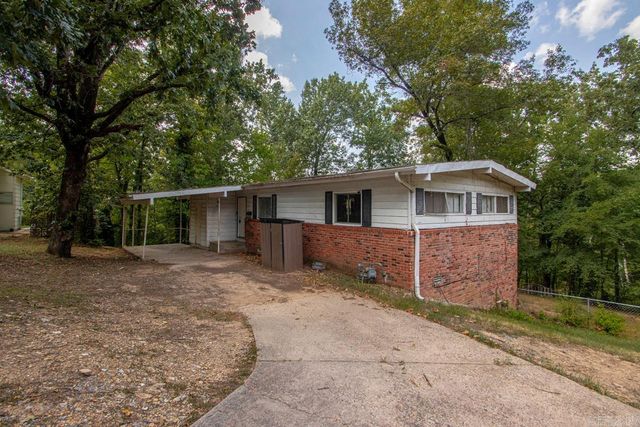 24 Westmont Circle, Little Rock, AR 72209