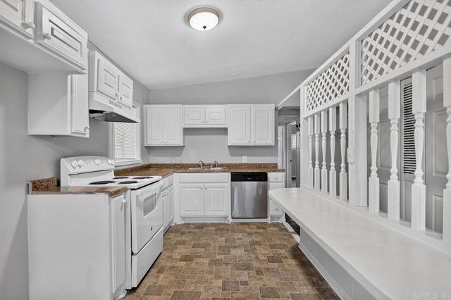 24 Westmont Circle, Little Rock, AR 72209