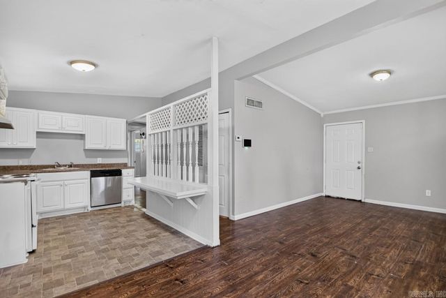 24 Westmont Circle, Little Rock, AR 72209