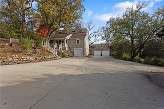 5825 Noland Road, Kansas City, MO 64133
