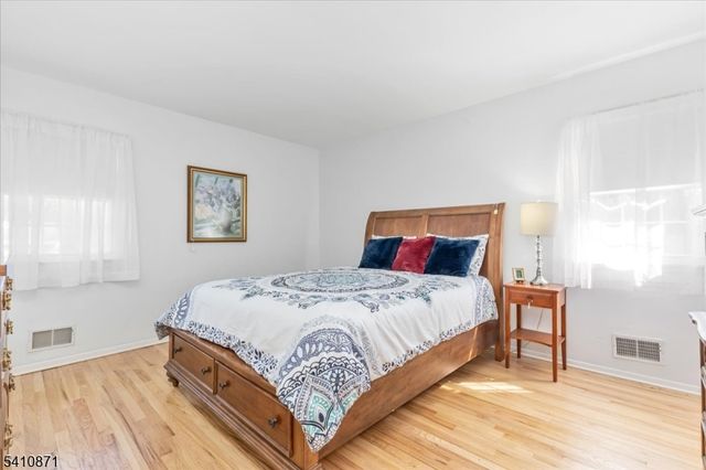 11 Dorr Rd, New Providence Boro, NJ 07974