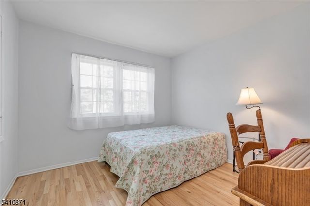 11 Dorr Rd, New Providence Boro, NJ 07974