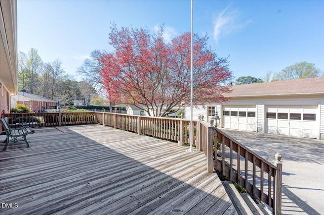 301 Brown Circle, Rolesville, NC 27571