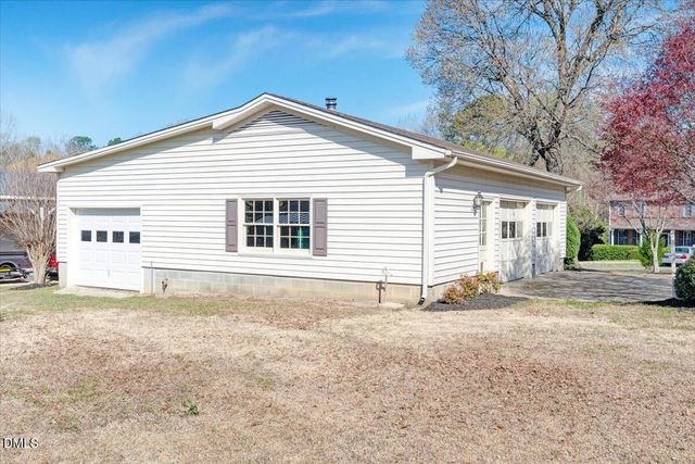 301 Brown Circle, Rolesville, NC 27571