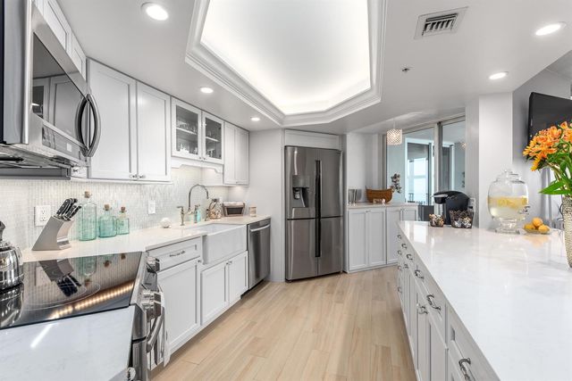 5200 N Ocean Drive 603, Singer Island, FL 33404