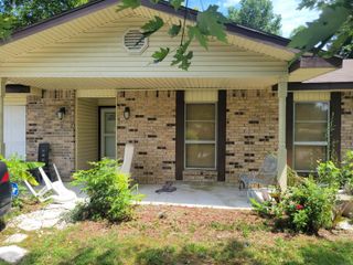10 Park Dr, Jacksonville, AR 72076