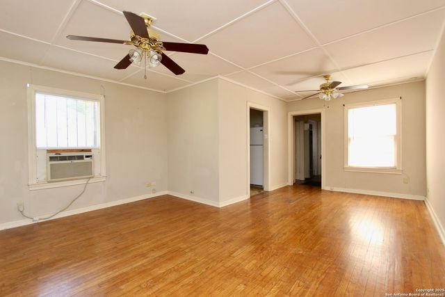 387 Meredith Dr Apt 2, San Antonio, TX 78228