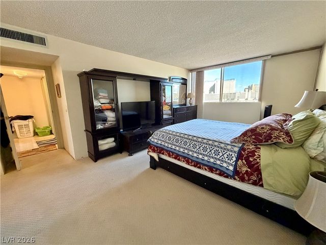 205 East Harmon Avenue 902, Las Vegas, NV 89169
