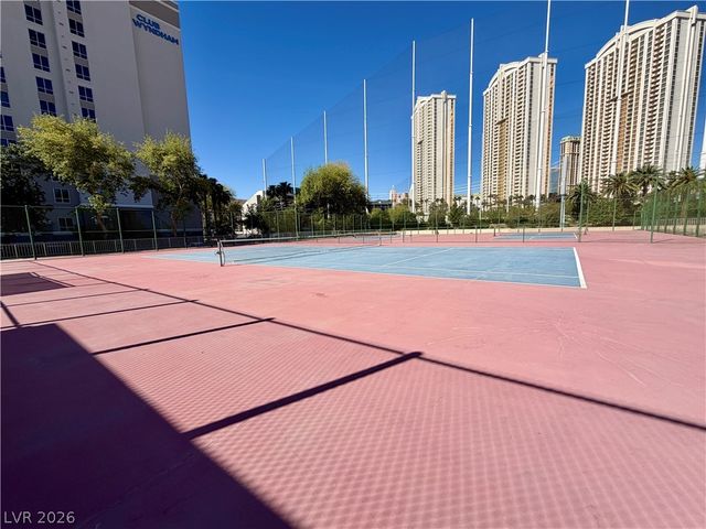 205 East Harmon Avenue 902, Las Vegas, NV 89169