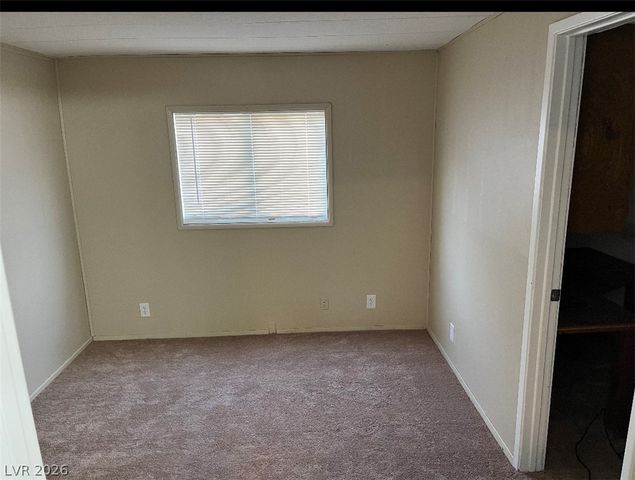 5374 North Sir Richard Drive, Las Vegas, NV 89110