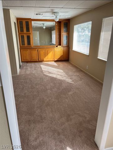 5374 North Sir Richard Drive, Las Vegas, NV 89110