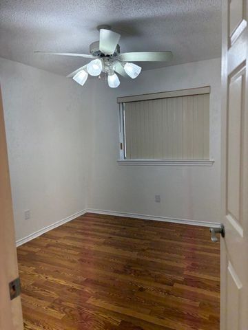 6051 Mapleshade Lane, Dallas, TX 75252