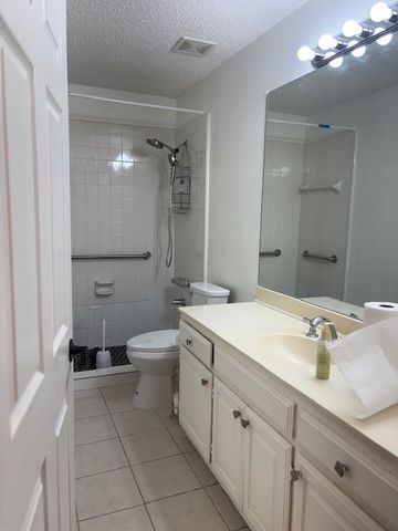 6051 Mapleshade Lane, Dallas, TX 75252