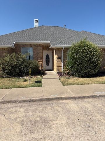 6051 Mapleshade Lane, Dallas, TX 75252