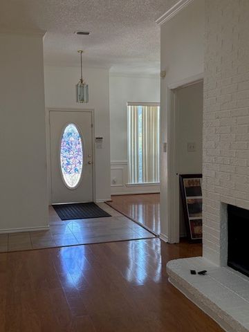 6051 Mapleshade Lane, Dallas, TX 75252