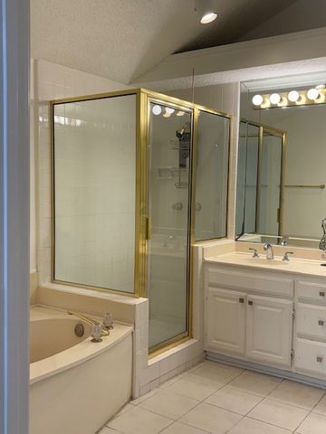 6051 Mapleshade Lane, Dallas, TX 75252