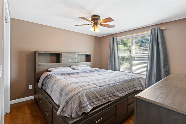 8 Gushee Ln, Taunton, MA 02780