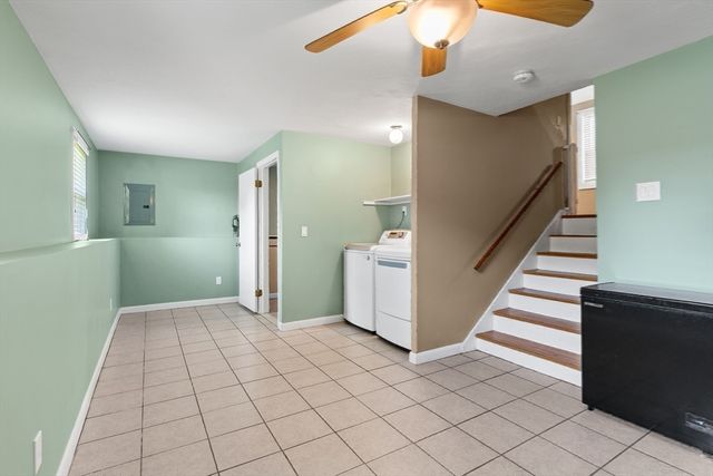 8 Gushee Ln, Taunton, MA 02780
