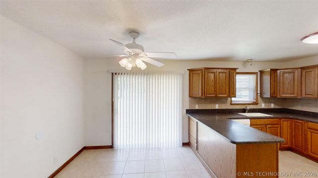102 South Street, Mannsville, OK 73447