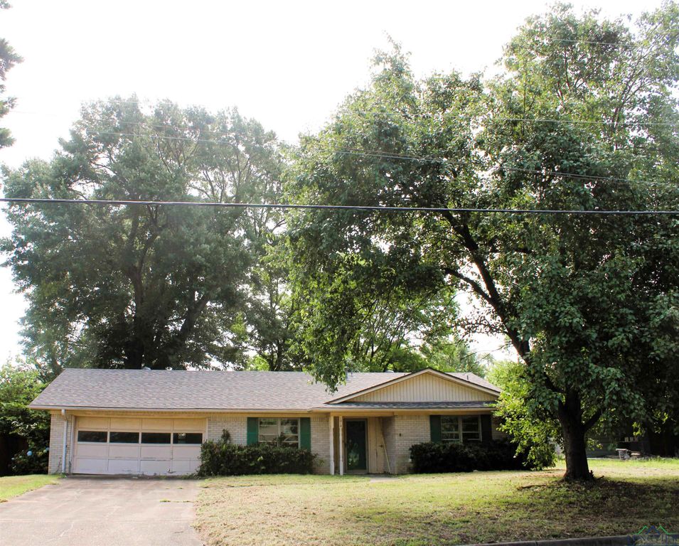 1414 Dartmouth, Longview, TX 75601