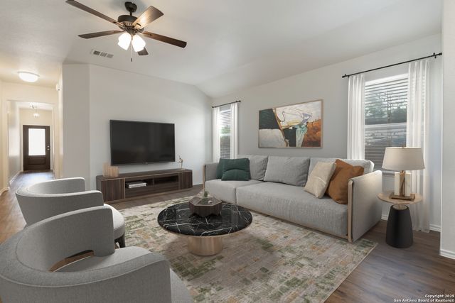 150 Meadow Path, New Braunfels, TX 78130