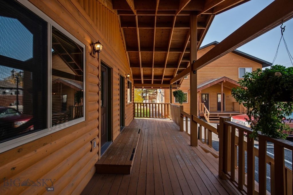 229 N Hayden Street, West Yellowstone, MT 59758 photo 11