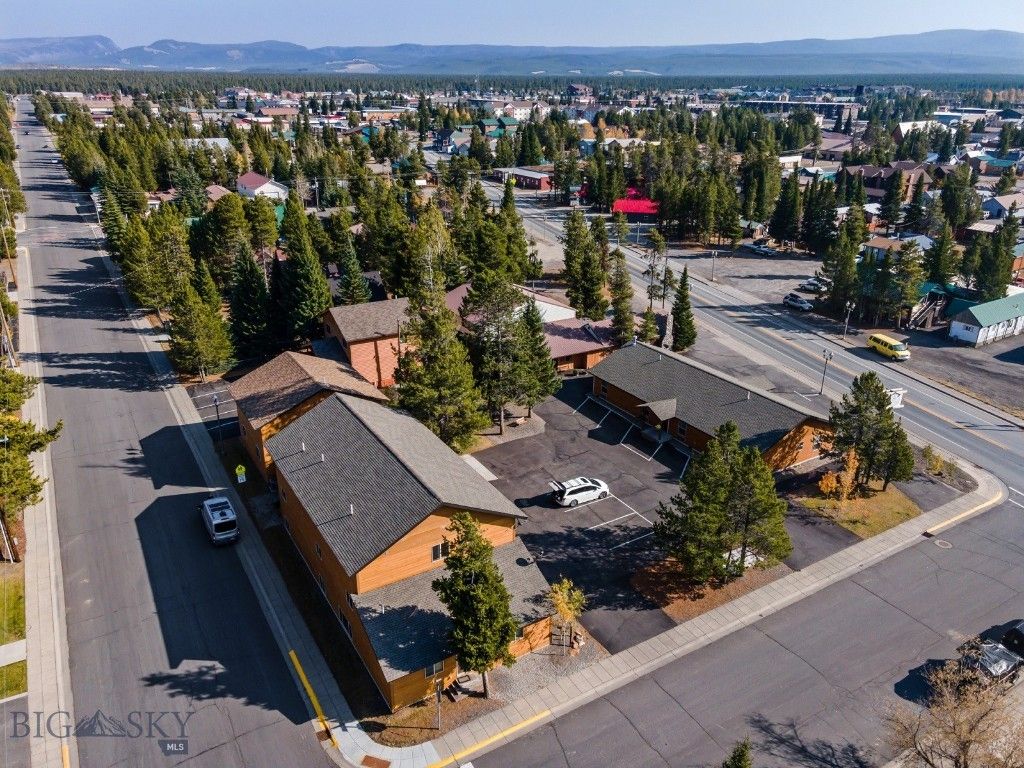 229 N Hayden Street, West Yellowstone, MT 59758 photo 4