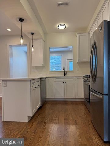 4610 9TH ST NW, Washington, DC 20011