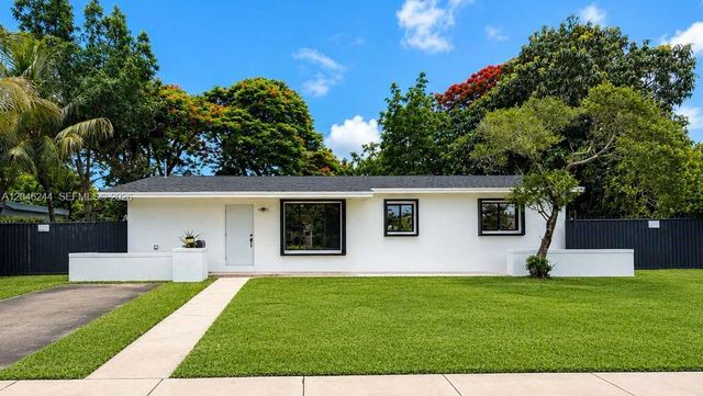15551 SW 101st Avenue, Miami, FL 33157