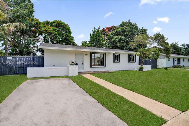 15551 SW 101st Avenue, Miami, FL 33157