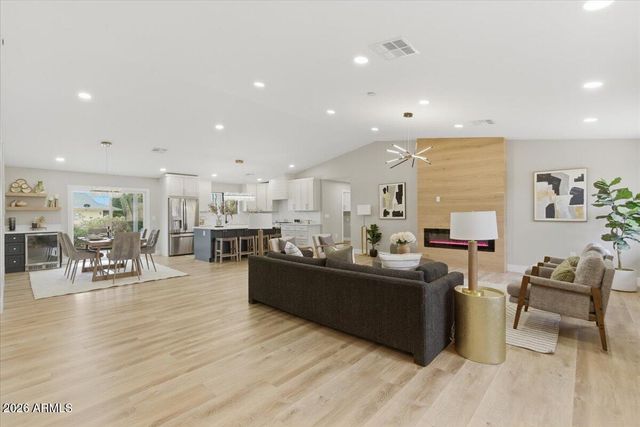 17409 N CONQUISTADOR Drive, Sun City West, AZ 85375