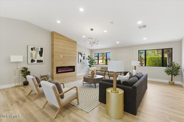 17409 N CONQUISTADOR Drive, Sun City West, AZ 85375